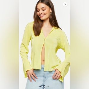 Lettuce-Edge Bell-Sleeve Shirt